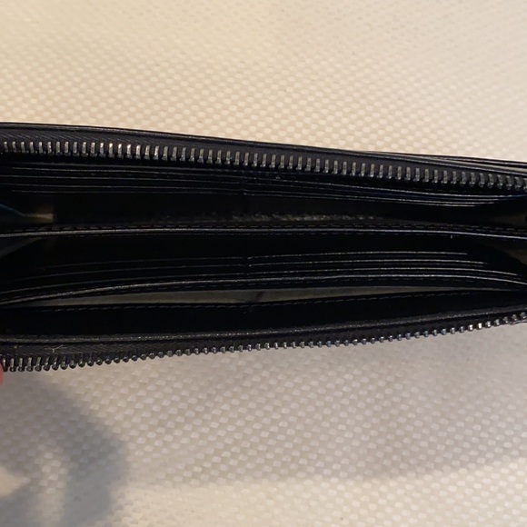 Marc Jacobs Wallet - Picture 3 of 3